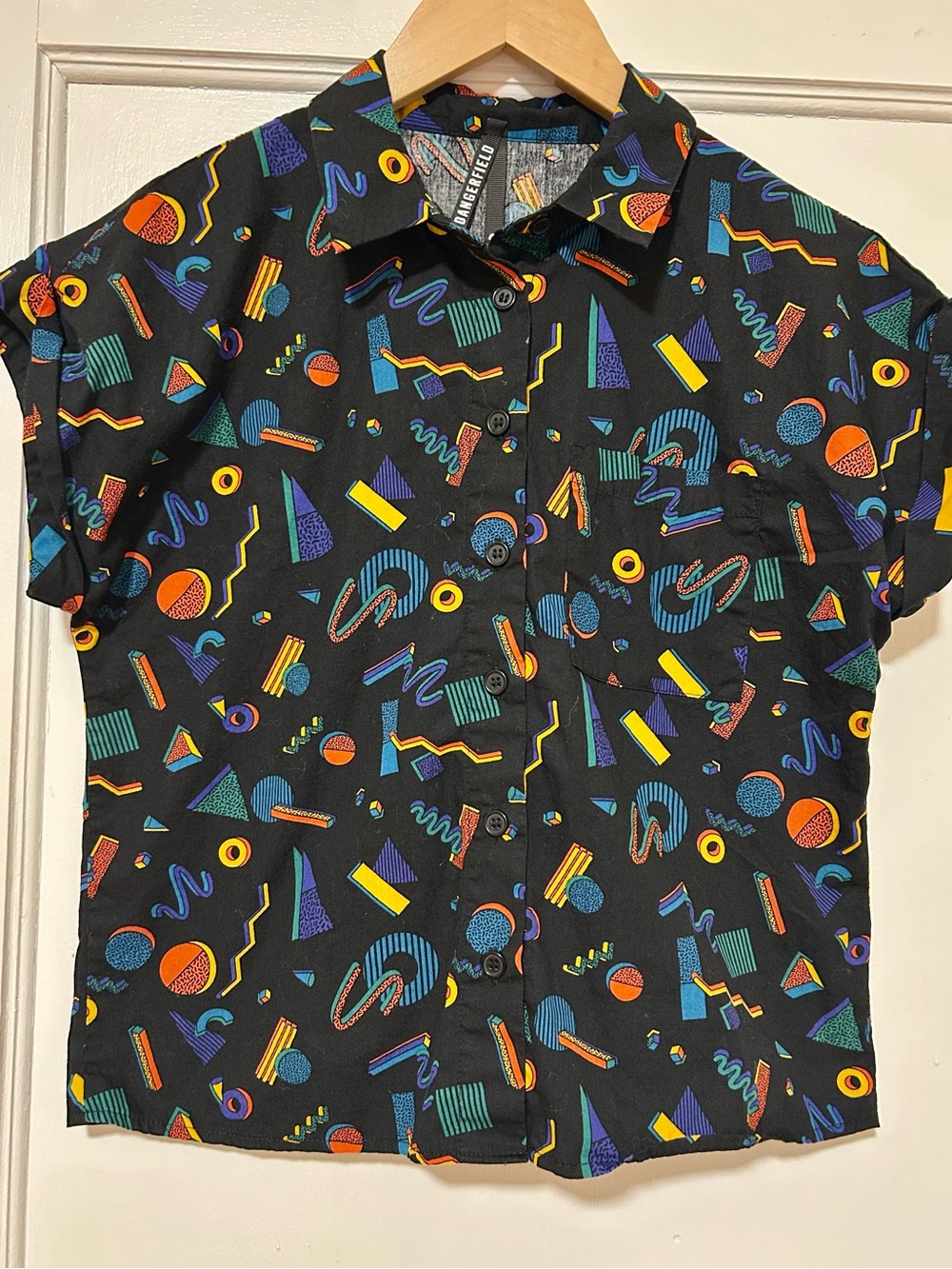 Black Geometric Print Short-Sleeve Shirt
